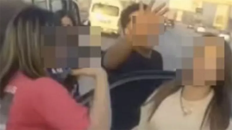 غدًا.. أولى جلسات محاكمة المتهمين والمصور في واقعة الفعل الفاضح أعلى المحور