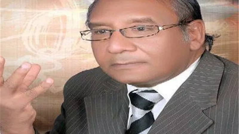 الشاعر عزت الطيري: جوائز المجلس الأعلى للثقافة تُمنح لمن لا يستحقها