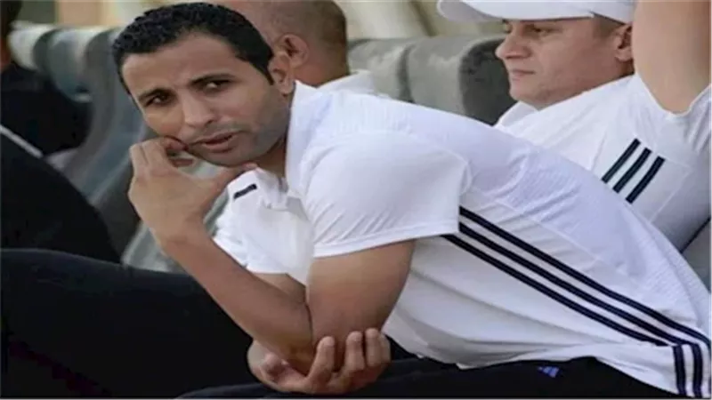 وائل القباني: وقعت للأهلى قبل المدة القانونية ورجعت العقود لهذا السبب!