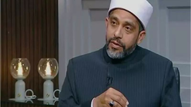 تعليم البنات في نظر الشريعة الإسلامية.. أمين الفتوى يوضّح