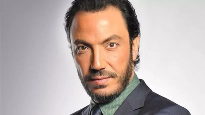 عودة طارق لطفي من أمريكا لتصوير فيلم هاملت مع هند صبري| خاص