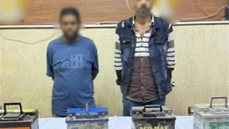 لص بطاريات السيارات بعين شمس: «كنت ببيعها لتاجر خردة»