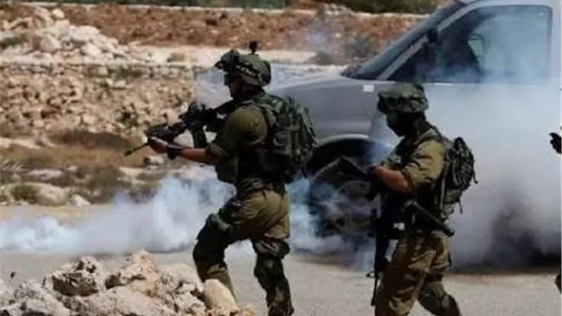 بعد اتفاق غزة.. إسرائيل تطلق النار على فلسطينيين تجاوزا الخط الأصفر