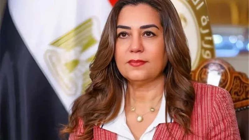 وزيرة البيئة تعلن عن التسليم الابتدائي للمدفن الصحي الآمن بمدينة حلايب 