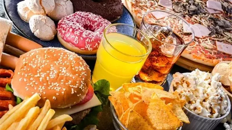 مع اقتراب فصل الشتاء.. إليك 7 أطعمة تعزز مناعتك بطريقة طبيعية