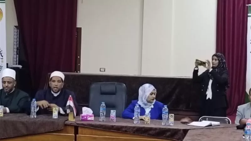 السكان تعقد ندوة تثقيفية للتعريف بالقضية السكانية في بئر العبد بشمال سيناء