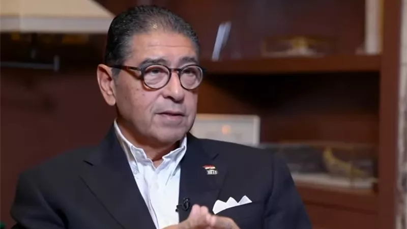 هشام عز العرب: أتواصل مع العملاء بنفسي يوميا.. وهذا جزء من مسئوليتي