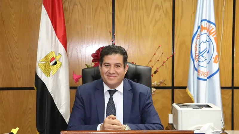 الإمام الأكبر يقرر تعيين مصطفى عبد الغني نائبًا لرئيس جامعة الأزهر لفرع البنات