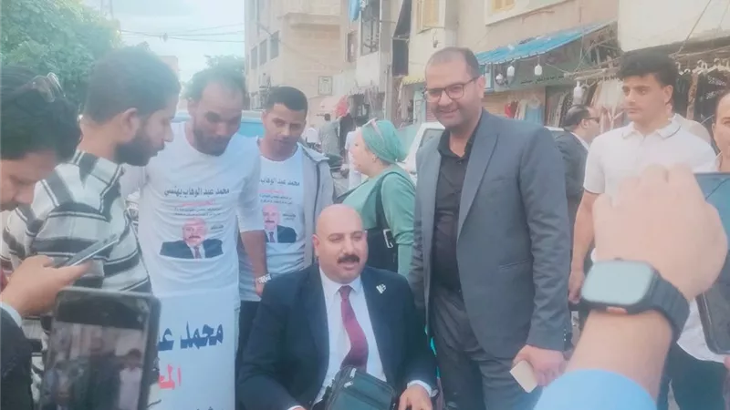 بمسيرة وفاء.. محمد بهنسي محام من ذوي الهمم يتقدم بأوراق ترشحه للانتخابات بدمنهور |صور