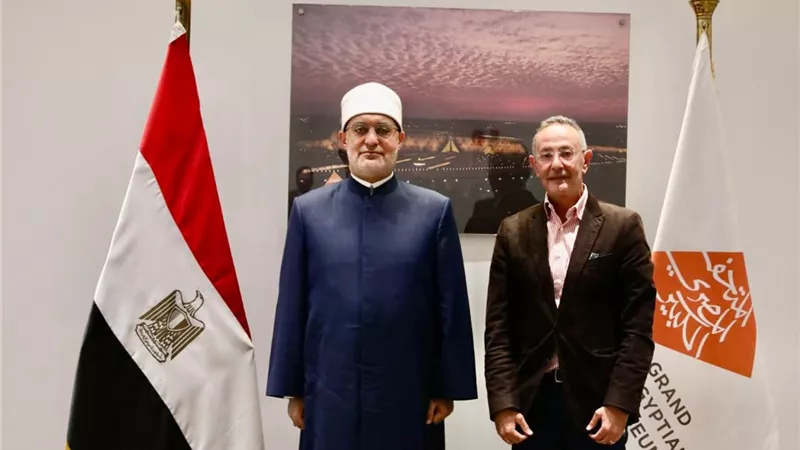مفتي الجمهورية يشيد بجهود الدولة في صون الهوية الوطنية وإحياء التاريخ المصري