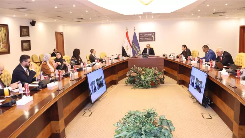 قطاع الاتصالات في مصر يحقق نموًا 14%–16% ويساهم بـ6% في الناتج المحلي