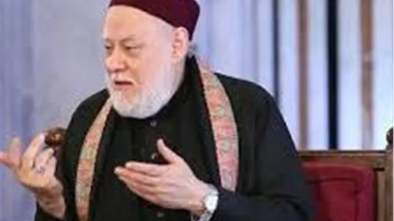 علي جمعة يوضح حكم الصلاة على النبي ﷺ وأفضل صيغة لها