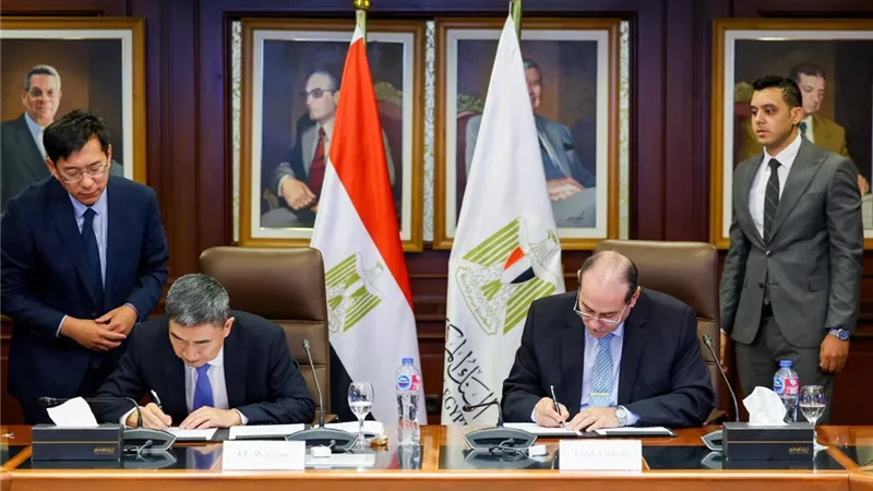 مصر والصين تعززان التعاون المصرفي والمالي بتوقيع مذكرة تفاهم مشتركة