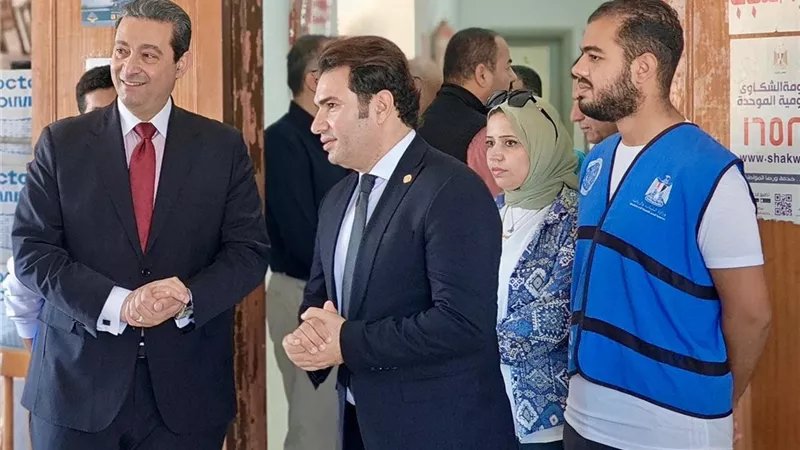 محافظ دمياط يتفقد مديرية الشباب والرياضة لمتابعة سير العمل