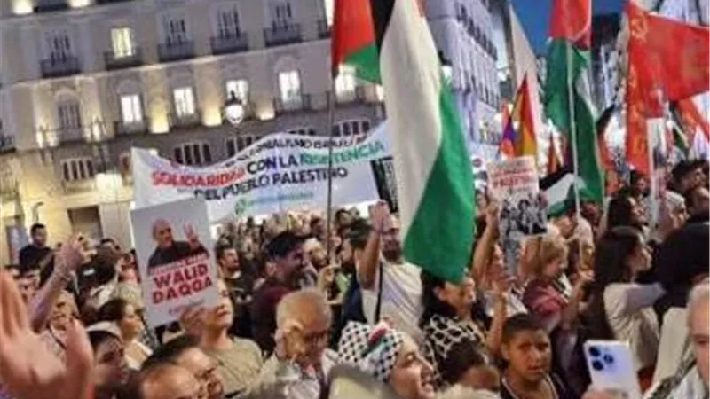 فايز أبو شمالة: 200 مظاهرة في إسبانيا لدعم أهل غزة رغم الهدنة