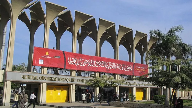 تخفيضات قوية وإصدارات متنوعة.. استعدادات دور النشر للمشاركة بمعرض للكتاب