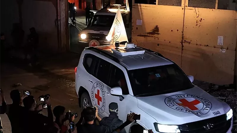 إسرائيل تجهز لاستعادة أحد جثامين الأسرى اليوم