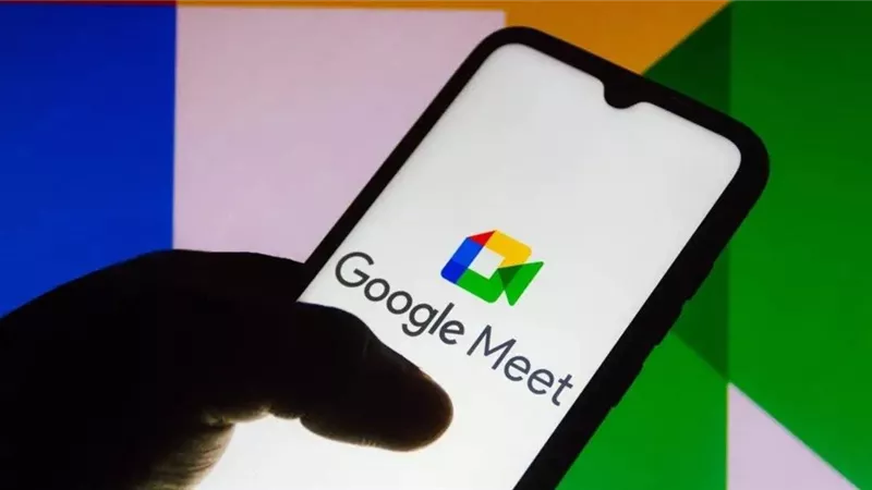 خلال المكالمات.. Google Meet يقدم 12 إطلالة لتحسين مظهرك