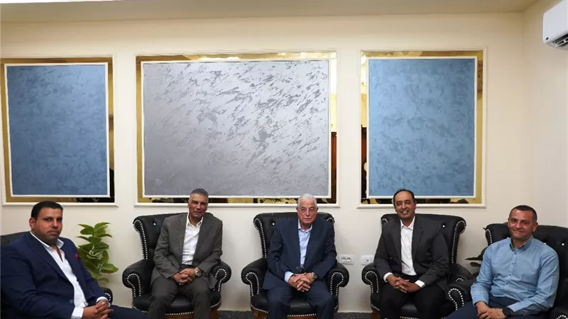 مستشار رئيس الجمهورية ومحافظ أسوان يتفقدان مركز 