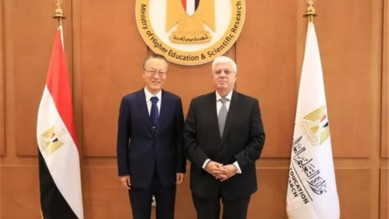 وزير التعليم العالي: الصين شريك أساسي في البحث العلمي مع مصر