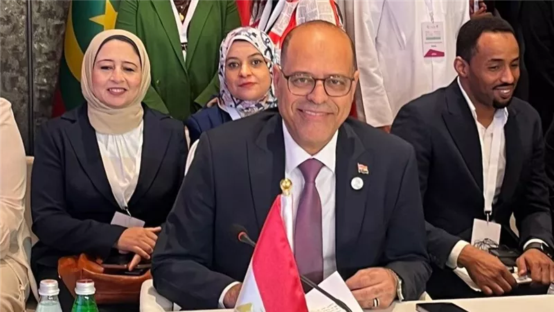  وزير العمل يشارك في الجلسة الافتتاحية للمؤتمر الإسلامي بقطر 