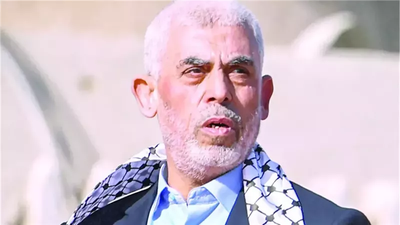 مقبلًا غير مدبر.. ماذا قالت حماس عن يحيى السنوار في ذكرى استشهاده؟