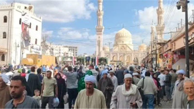  طنطا تستقبل الزوار منذ الصباح استعدادًا لليلة الختامية لمولد السيد البدوي