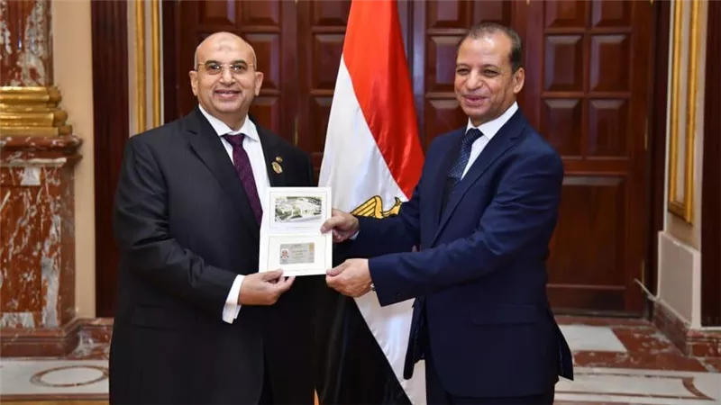 عضو مجلس أمناء حزب العدل يستكمل إجراءات العضوية بمجلس الشيوخ