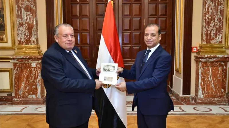 عضو بالشيوخ: نحتاج للاصطفاف خلف للرئيس السيسي لاستكمال مسيرة بناء مصر