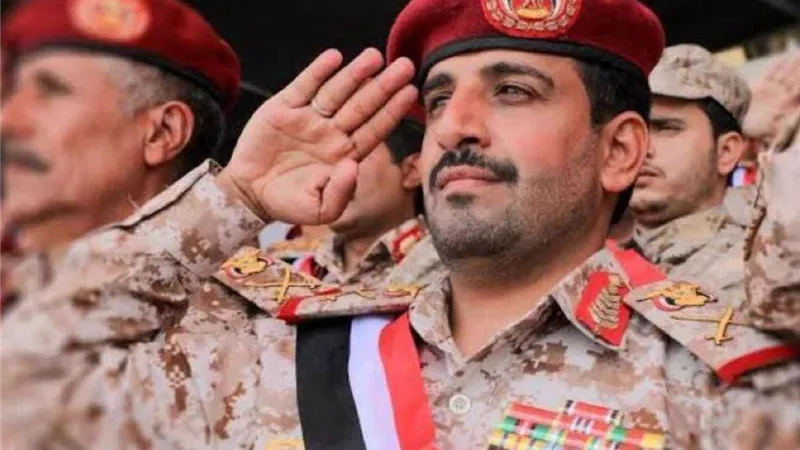 محلل عسكري إسرائيلي يكشف الموعد الحقيقي لاغتيال رئيس أركان الحوثيين