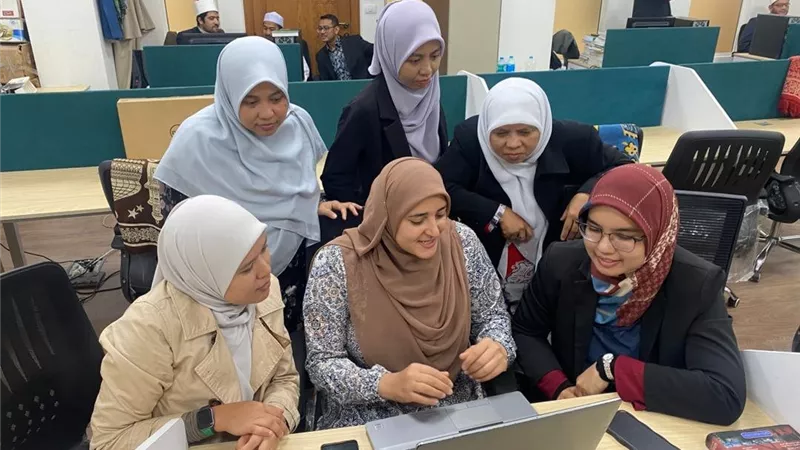 للتعرف عن آليات العمل.. الإفتاء تنظم زيارة ميدانية للأكادميين من ماليزيا