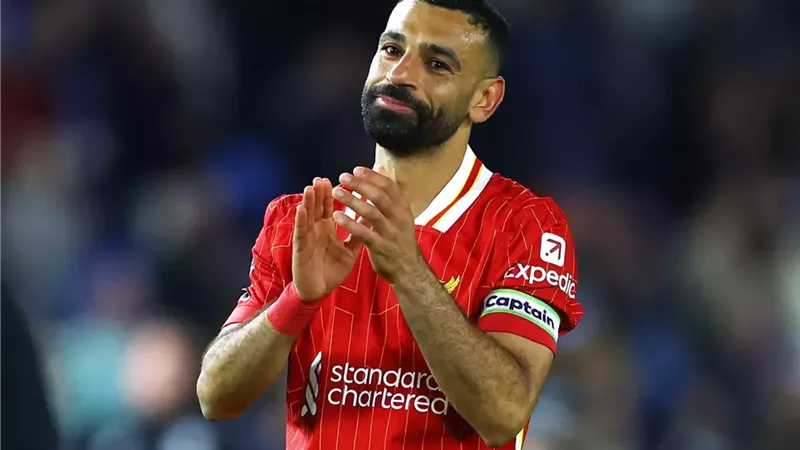 محمد صلاح يقود هجوم ليفربول أمام مانشستر يونايتد في الدوري الإنجليزي