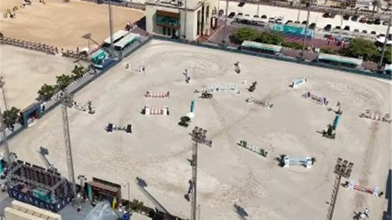 انطلاق منافسات البطولة الدولية لقفز الموانع بملاعب وداي الفروسية لوزارة الداخلية|فيديو