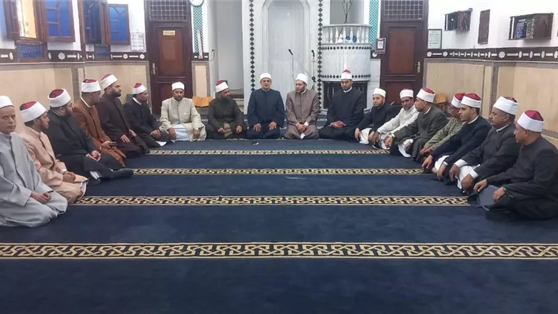 الإفتاء تنشر الفكر الوسطي وتواجه التطرف في شمال سيناء|تفاصيل
