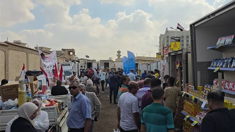السكر بـ28 جنيهًا.. أسعار السلع الغذائية في قافلة الخير