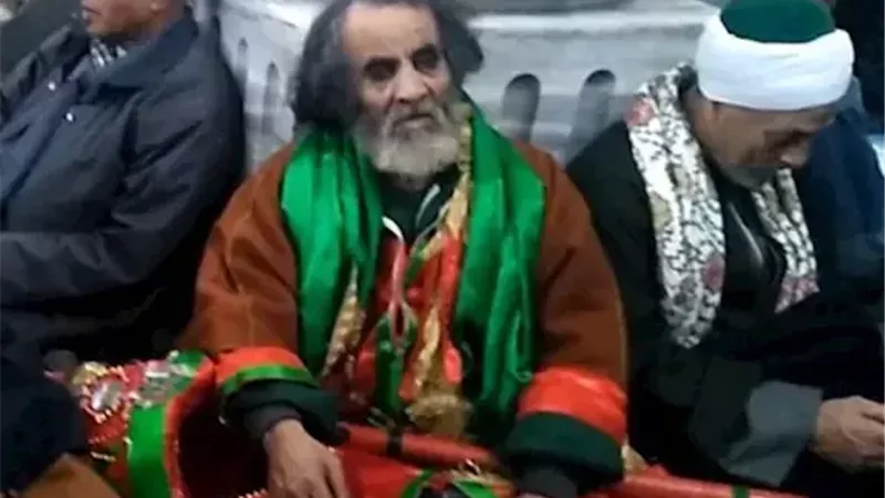 الدرويش المسكين .. الشيخ سيد 40 سنة في محبة «البدوى»| فيديو