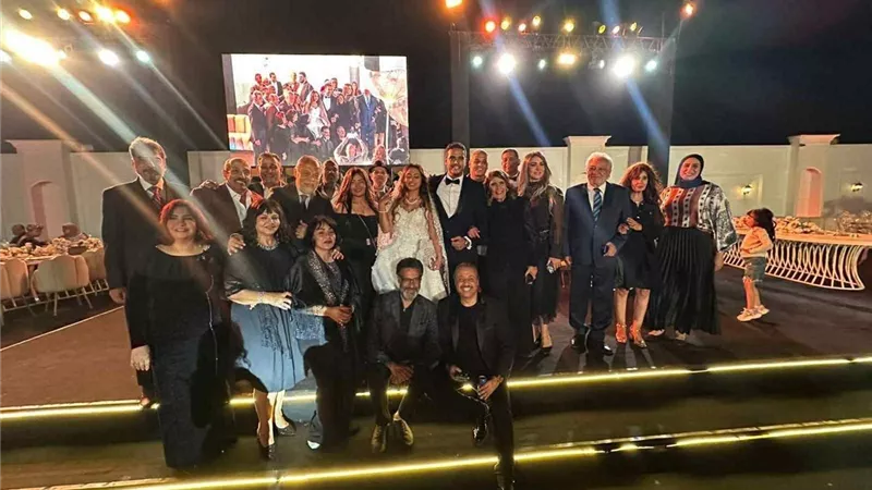 عايدة فهمي تحتفل بزفاف نجلها وسط حضور فني لافت 
