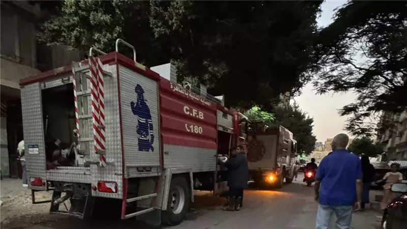 إصابة شاب في حريق داخل شقة سكنية بمنشأة ناصر