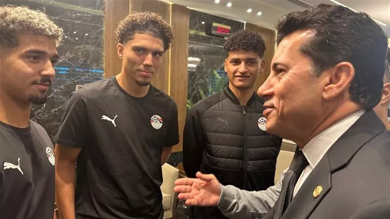 إنجاز المغرب يفضح فوضى التخطيط للكرة المصرية.. ووزير الرياضة «شاهد مشفش حاجة»