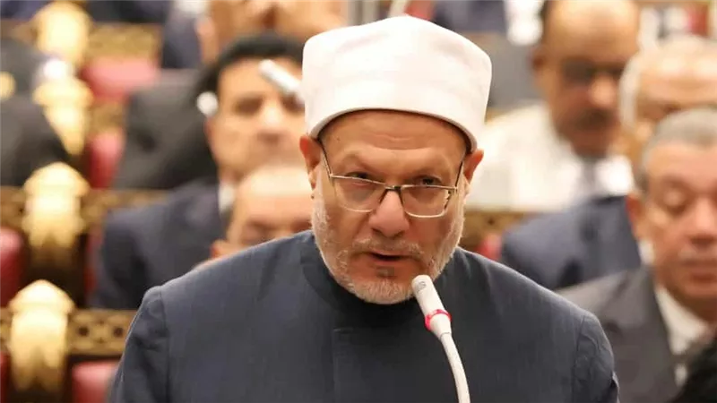  شوقي علام يؤدي اليمين الدستورية بمجلس الشيوخ