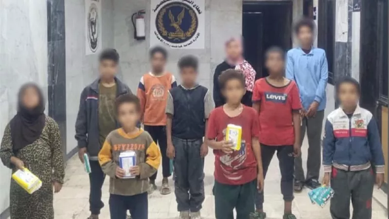 القبض على تشكيل عصابي يستغل الأطفال في التسول بالجيزة