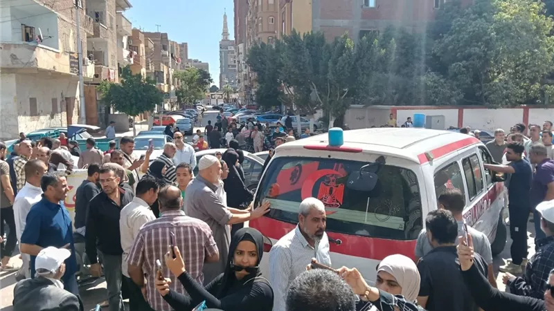 تشييع جثمان طفل الإسماعيلية ضحية زميله من مسجد المطافي|صور