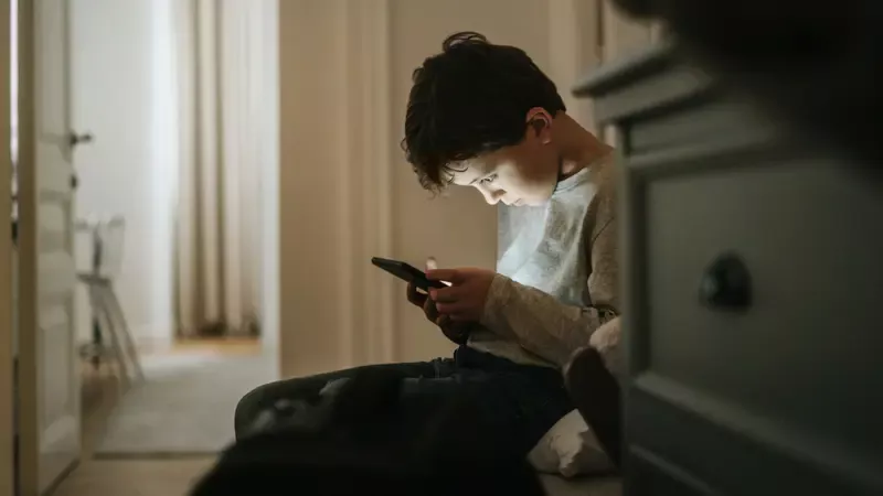 بحكم المحكمة.. شركات التكنولوجيا تتحدى قانون التحقق من العمر في تكساس