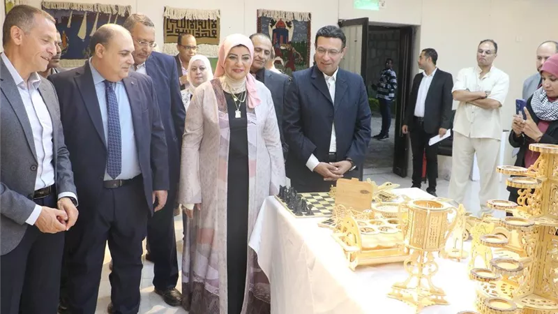 هيئة قصور الثقافة تفتتح أول متجر دائم لمنتجات الحرف التراثية في أسوان