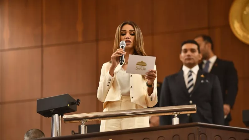 بعد أداء اليمين.. إنجي نصيف: الفصل التشريعي الثاني يحمل تحديات وفرص  