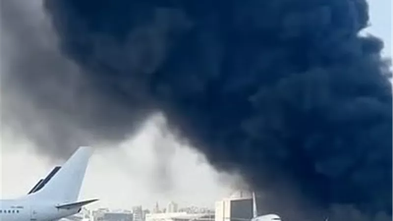حريق في المطار الرئيسي في بنجلاديش يوقف حركة الطيران