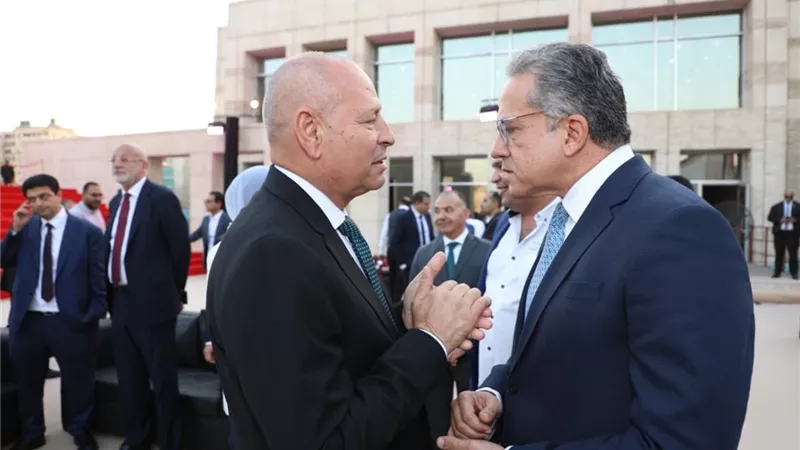 محافظ القاهرة: اختيار الدكتور العناني مدير عام لليونسكو يعكس الوجه الحضاري لمصر
