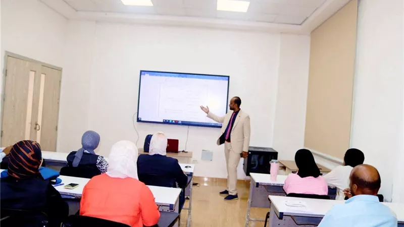 جامعة طيبة التكنولوجية تطلق دورة تدريبية 