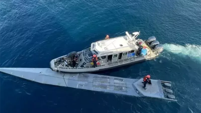ترامب: دمرنا غواصة محملة بالمخدرات قادمة من كولومبيا