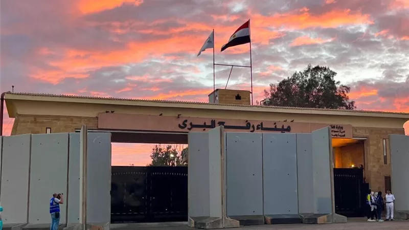  فتح معبر رفح الإثنين.. الصحة: لم يصدر أي تأكيد بخروج المصابين من غزة| خاص